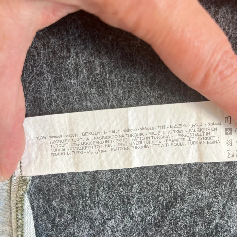 Zara Green Paisley Print Vacation Viscose Slip Dress Size L Mini Ruched V-Neck - Picture 6 of 12